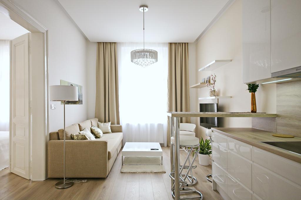 פראג Luxury Center Apt. Charles Bridge Walking Distance מראה חיצוני תמונה
