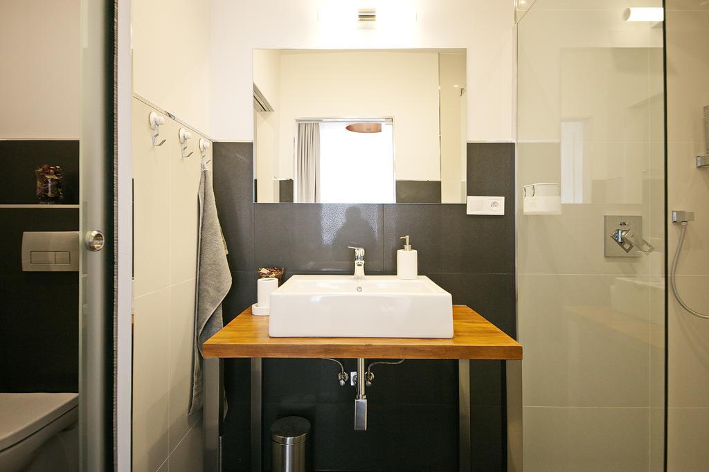 פראג Luxury Center Apt. Charles Bridge Walking Distance מראה חיצוני תמונה