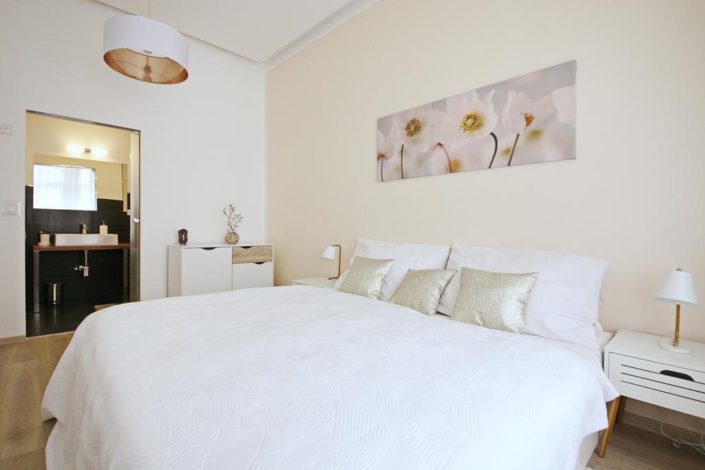 פראג Luxury Center Apt. Charles Bridge Walking Distance מראה חיצוני תמונה
